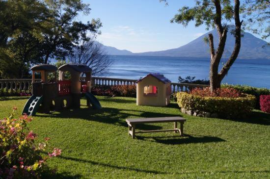 Sky View Atitlan Lake Suites - Free Breakfast Supplies Panajachel Exterior foto
